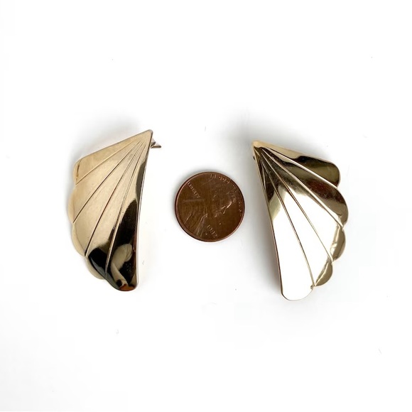 Vintage 80s 90s Gold Tone Earrings - Picture 3 of 3